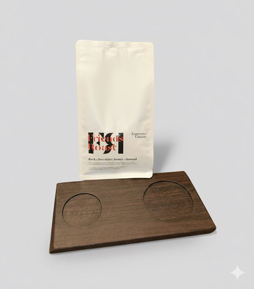 500g Kaffee mit Brettchen aus edler Wenge